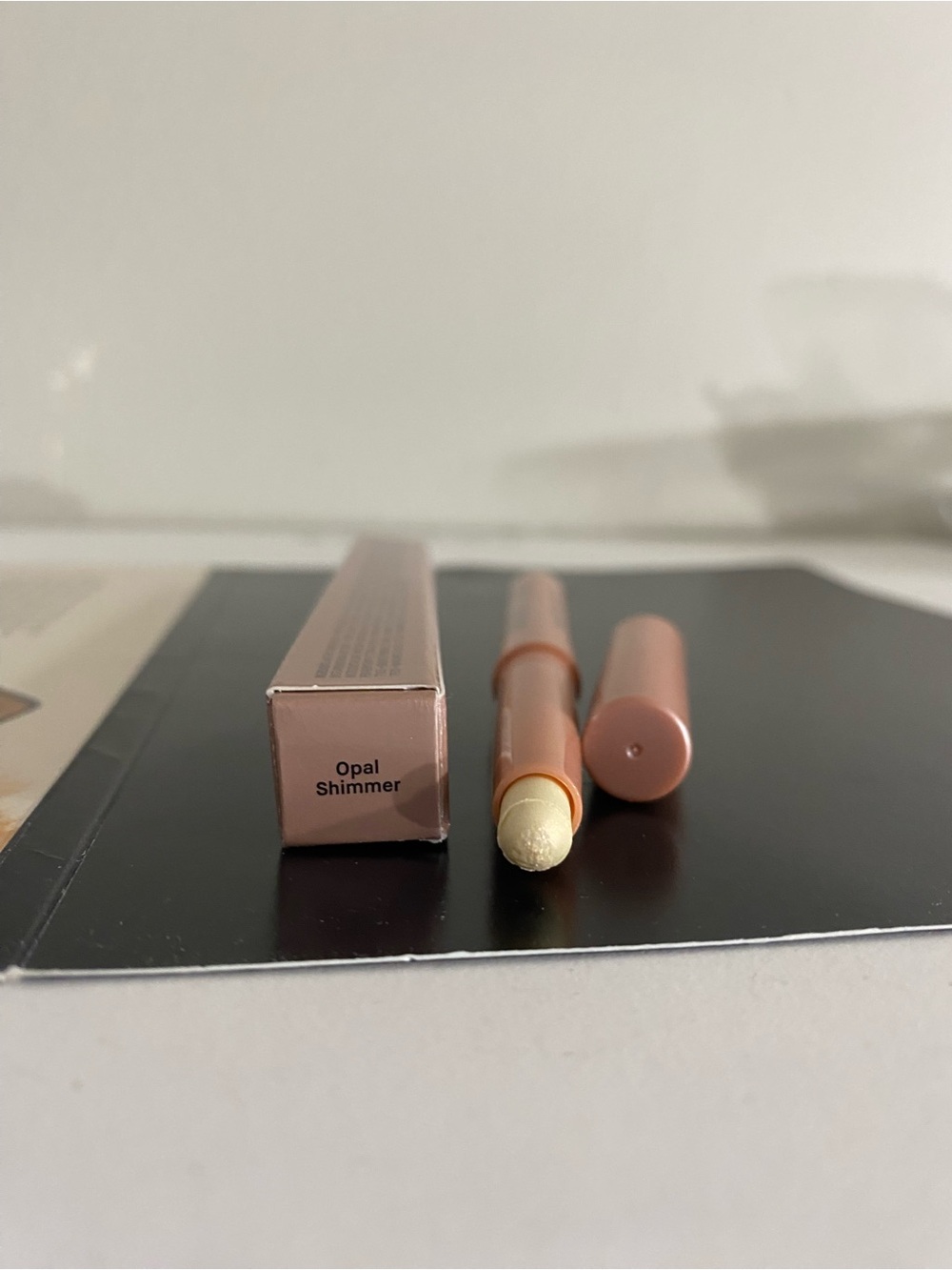 Bobbi Brown Long-Wear Cream Shadow Stick, Full Size, 0.05 OZ, Opal (Shimmer)